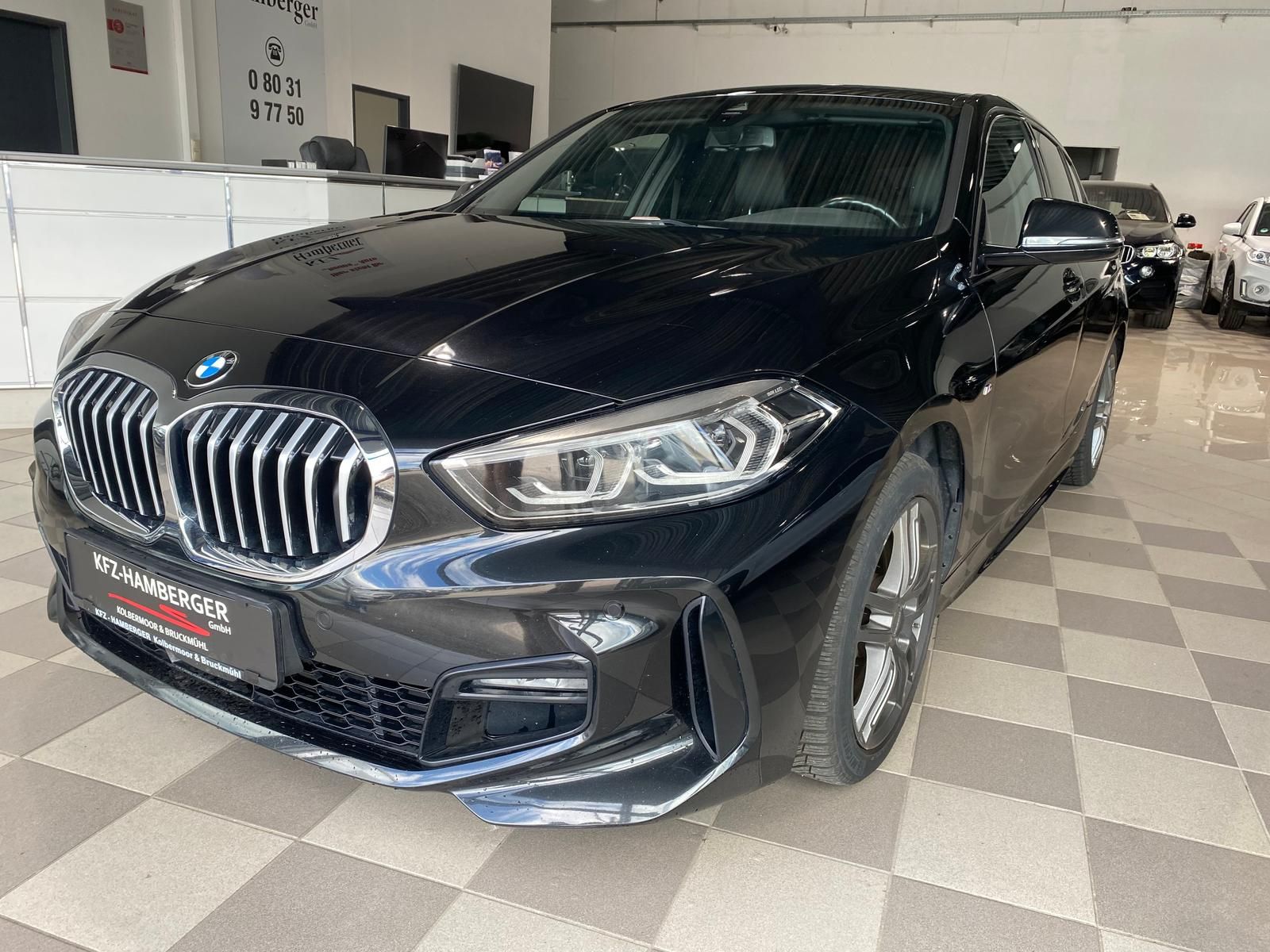 BMW 118i M-SPORT LIVE-COCKPIT NAVI SHZ LED PDC BT imagem 2