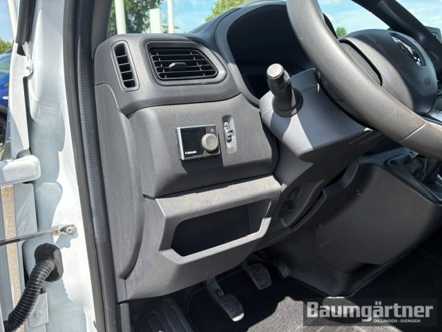 Fahrzeugabbildung Renault Master Kasten dCi 135 L2H2 3,5t Sortimo/Standh. - mit KI generiert/bearbeitet