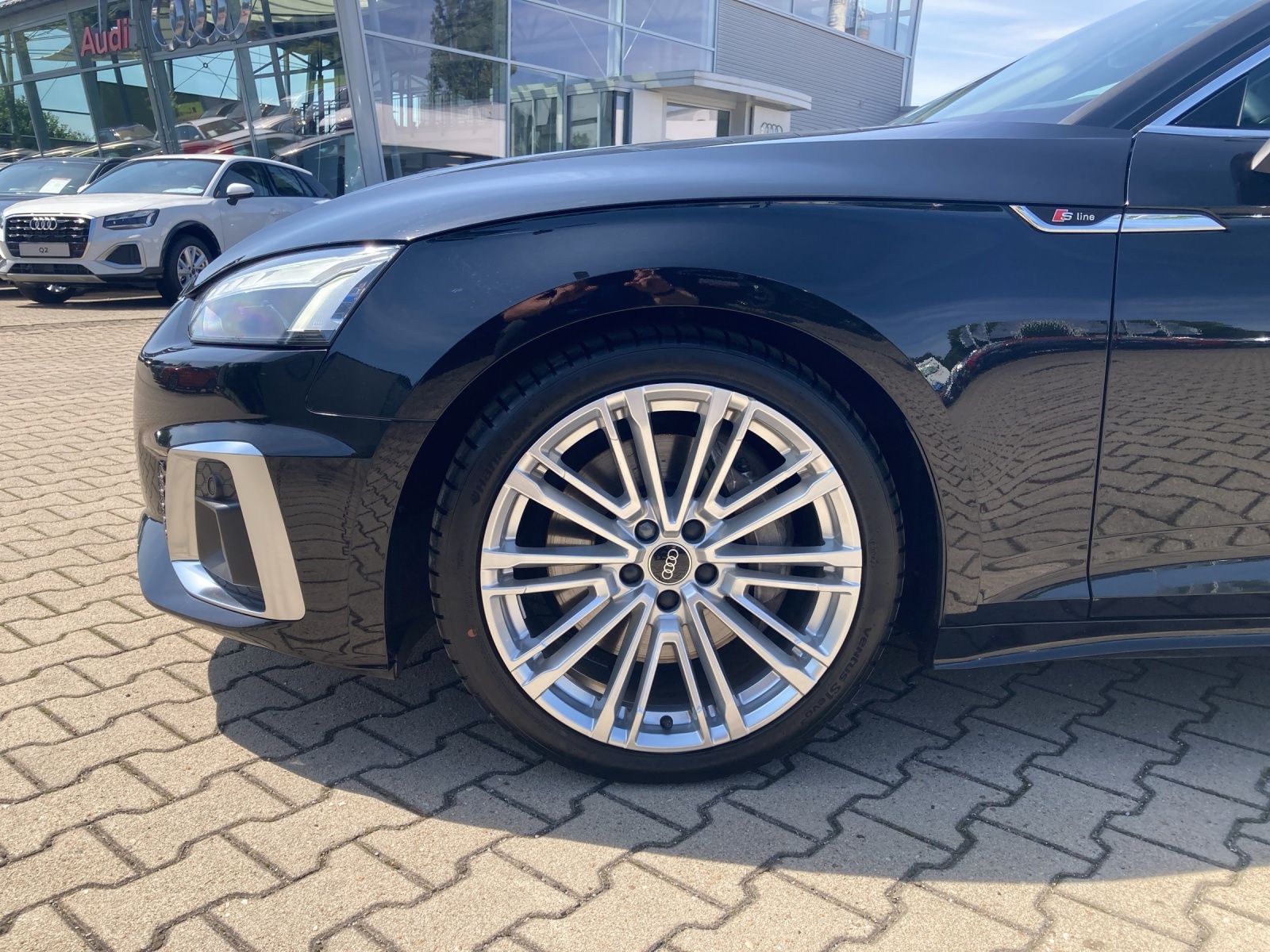Fahrzeugabbildung Audi A5 Sportback 50 TDI quattro S-line Matrix AHK Na