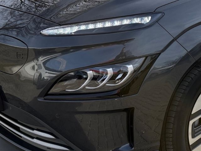 Fahrzeugabbildung Hyundai KONA Trend Elektro 2WD +CARPLAY+RFK+PDC+KLIMA+UV