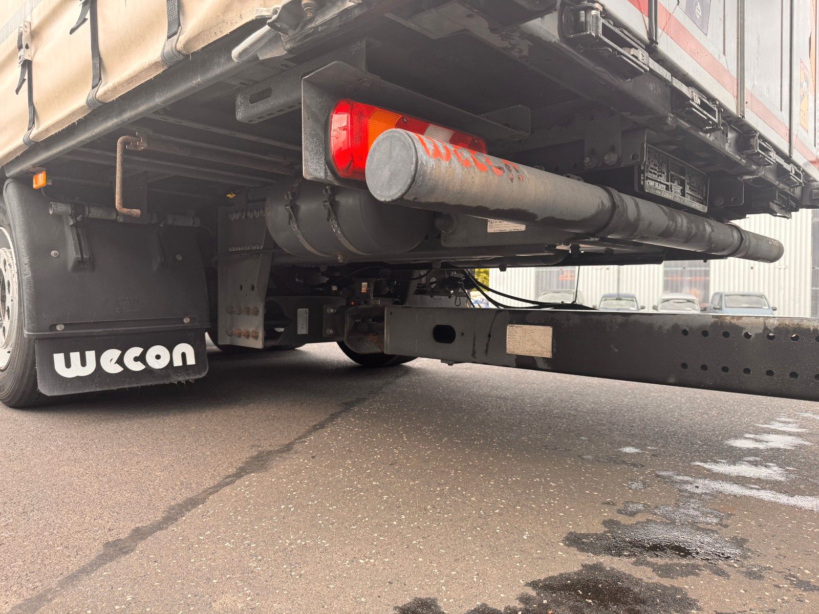 Fahrzeugabbildung Mercedes-Benz Actros 2542 LnR 6x2 Retarder Standklima