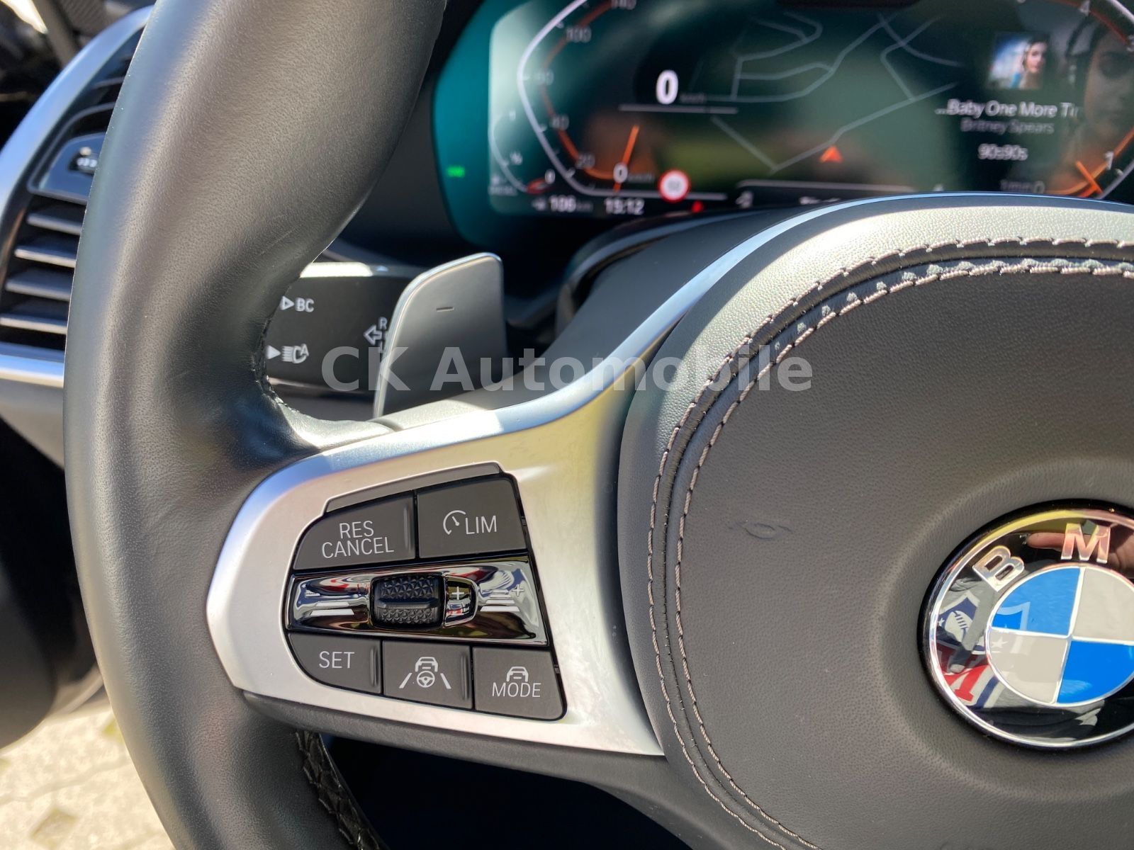 Fahrzeugabbildung BMW X5 xDrive 30d MSport/22Zoll/HeadUp/Pano/360°/LED