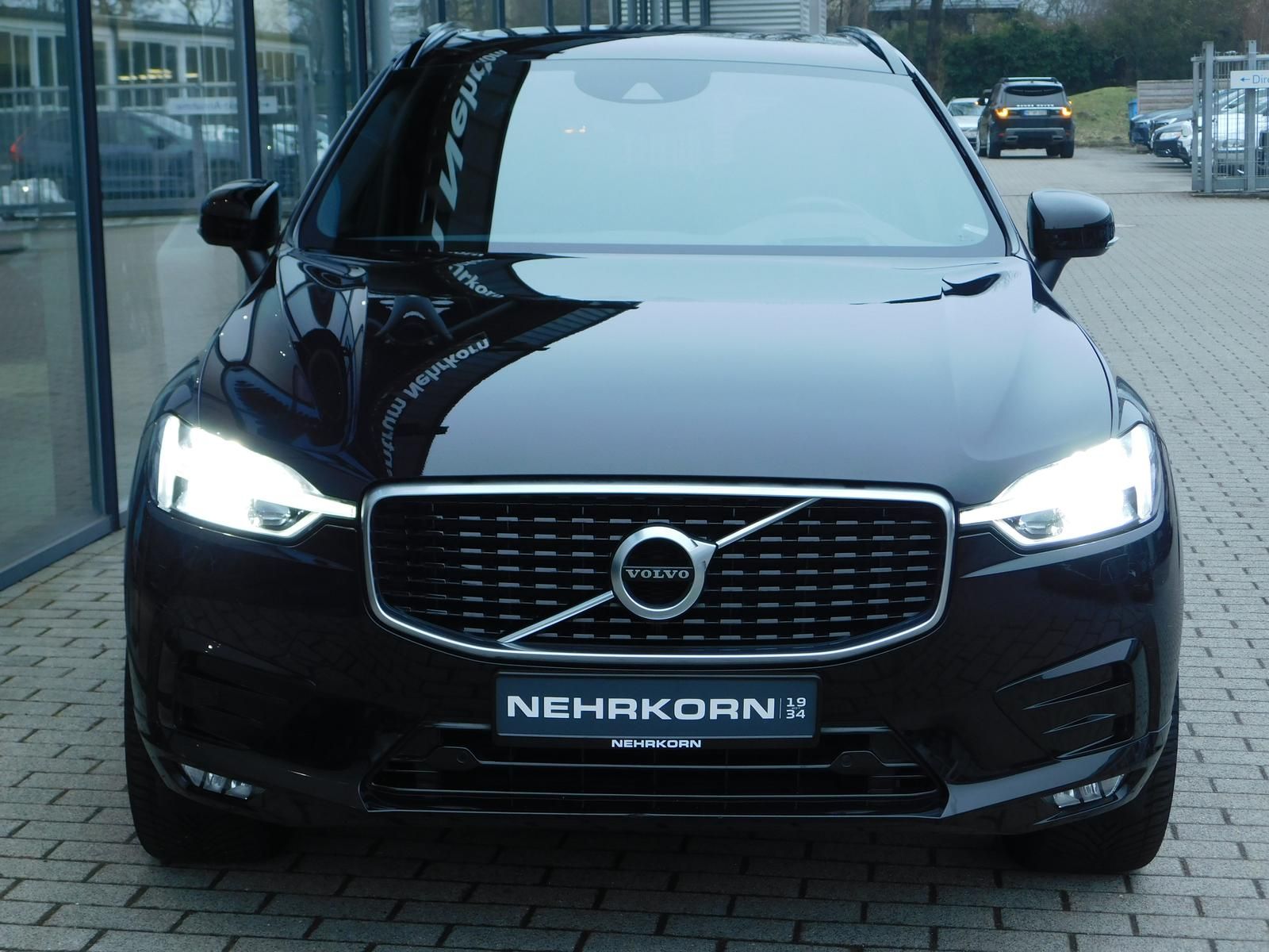 Fahrzeugabbildung Volvo XC60 D4 R-Design
