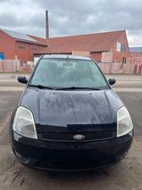 Ford Fiesta mk5 1.3, frisch TÜV und 8 fach... - Ford Fiesta: Mk5