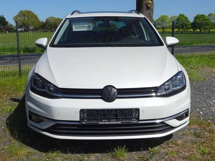 Fahrzeugabbildung Volkswagen Golf VII Variant 2.0 TDI Automatik  Highline