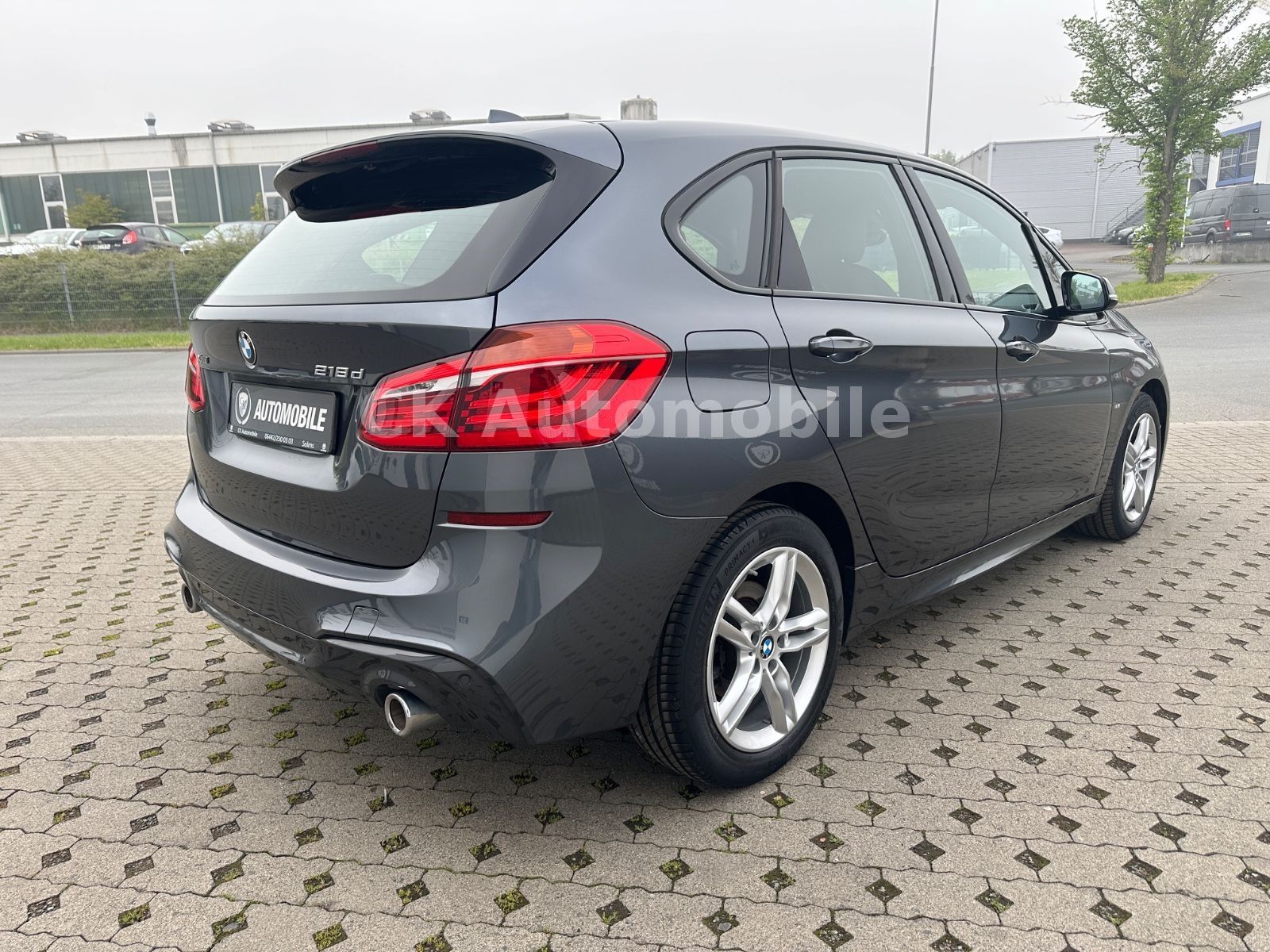 Fahrzeugabbildung BMW 218dxDrive Active Tourer M-Sport/Shadow-Line/LED