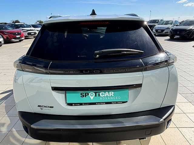 Peugeot 2008 BlueHDi 130 S&S EAT8 Allure imagem 3