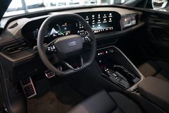 AUDI Q5 Sportback e-Hybrid | Tech pro | Pano | Carbon AUDI Q5 Sportback e-Hybrid | Tech pro | Pano | Carbon
