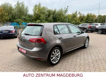 Volkswagen Golf - 5