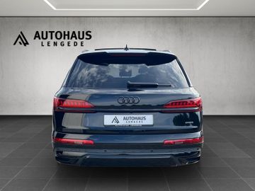 Audi Q7 - 7