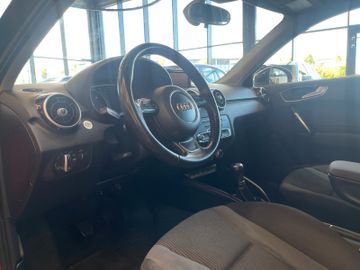Audi A1 design *Klima*Navi*Xenon*SZHZ*