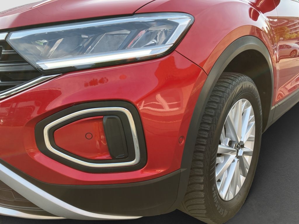 Fahrzeugabbildung Volkswagen T-Roc 1.5 TSI Life SITZH*NAVI*LED*KLIMAAUT*SITZH