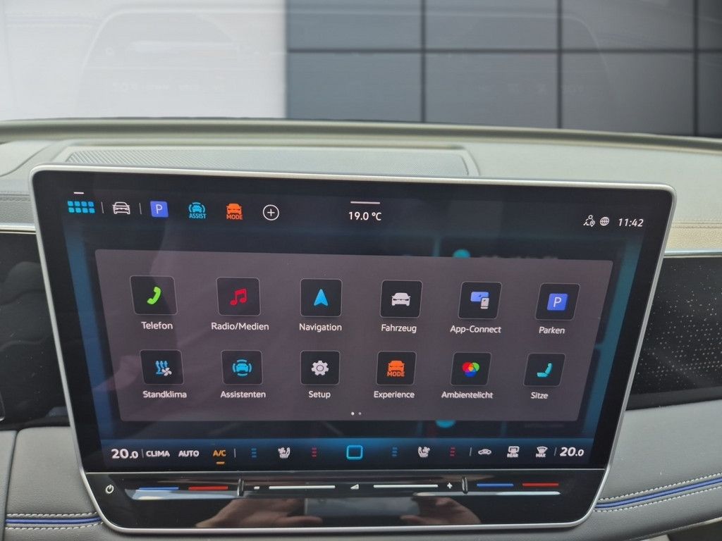 Tiguan 1.5 eTSI R-Line *DSG*MATRIX*STANDH*AHK*EA