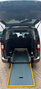 Ford Grand Tourneo Connect Aut.Rollstuhlgerecht Rampe - : Rollstuhlgerecht