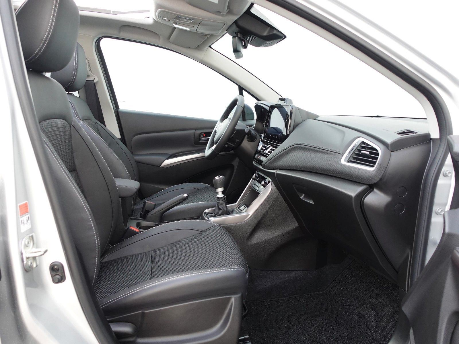 Fahrzeugabbildung Suzuki S-Cross 1.4Boosterjet Hybrid Allgrip   Navi,SH