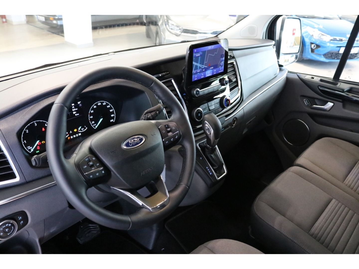Fahrzeugabbildung Ford Tourneo Custom L1 Titanium 2.0 Kamera Spurh ASS