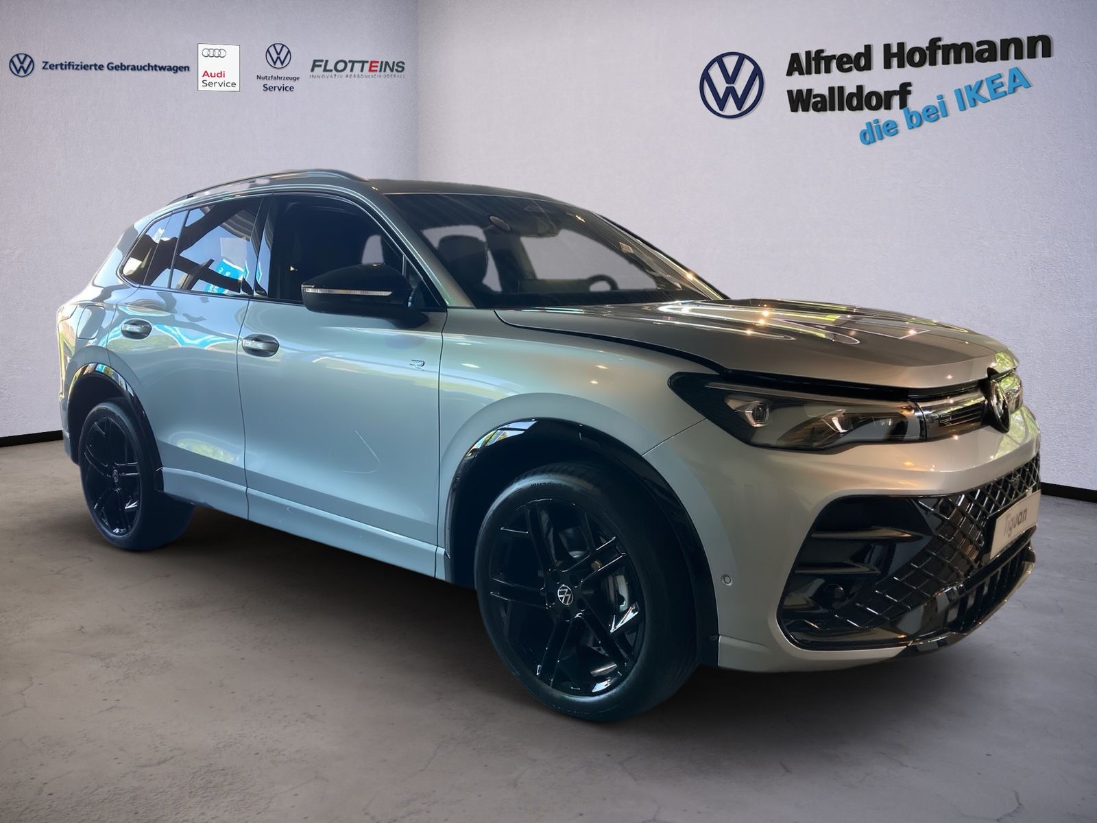 Volkswagen Tiguan 1.5 eHybrid DSG AHK LED PANO LEDER foto 3