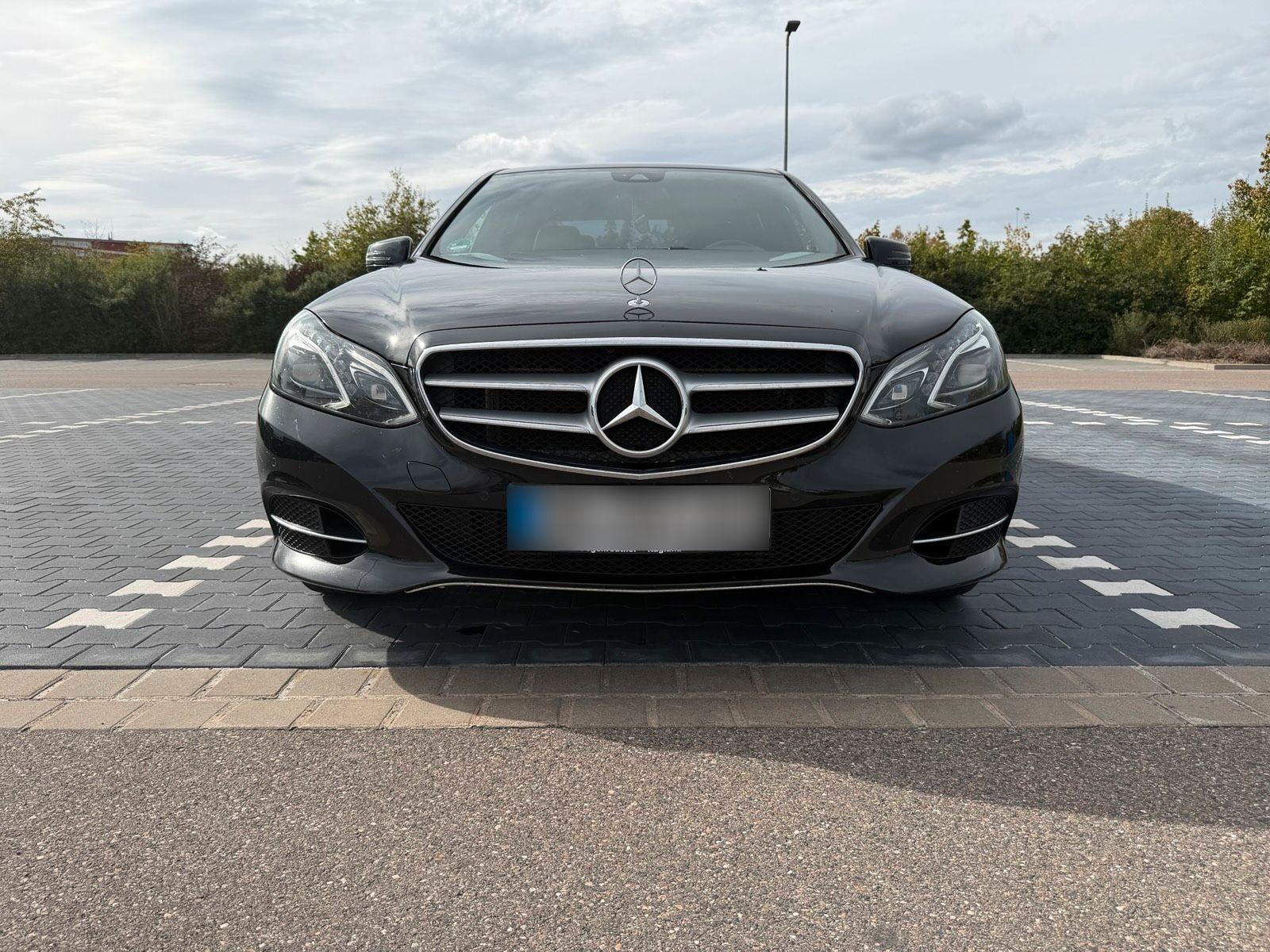 Mercedes-Benz E 220
