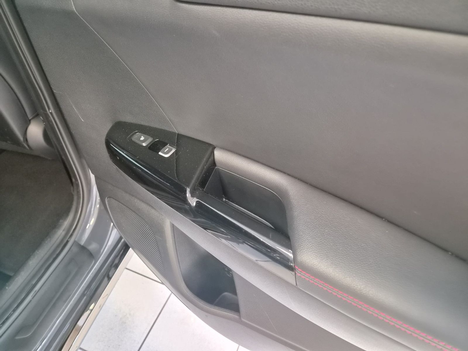 Fahrzeugabbildung Kia Sportage GT-Line 4WD / SCHECKHEFT / 1. HAND