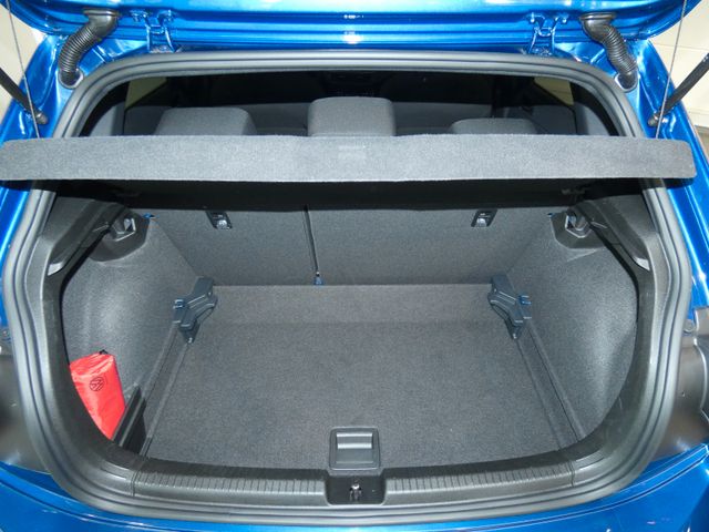 Polo 1.0 TSI R-Line DSG PANO NAVI MATRIX BERGAMO