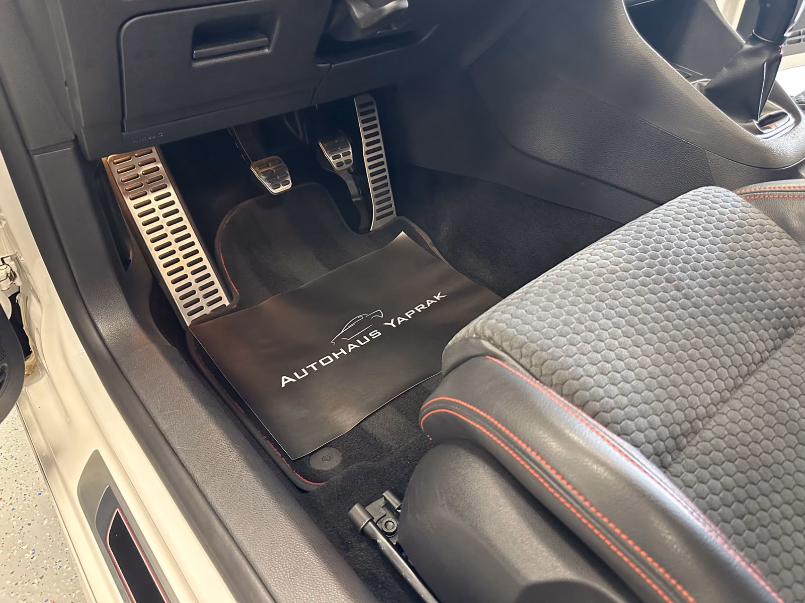 Volkswagen Golf VI GTI Edition 35|1.HD|F-Town|Navi|S.heft|