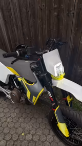 Husqvarna 701 Supermoto  - SUPERMOTO