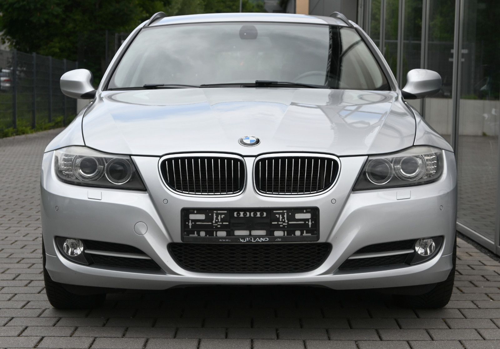 Fahrzeugabbildung BMW 320d Touring Aut. Ed.Lifestyle °AHK°STANDHEIZUNG