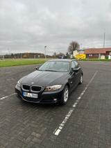 BMW 320i - LCI Facelift - BMW 3er Reihe aus 2009: Facelift