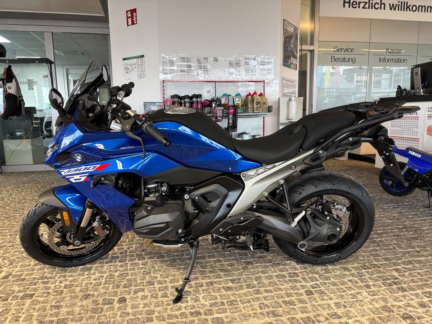 Fahrzeugabbildung BMW R 1300 RS 4 Pakete