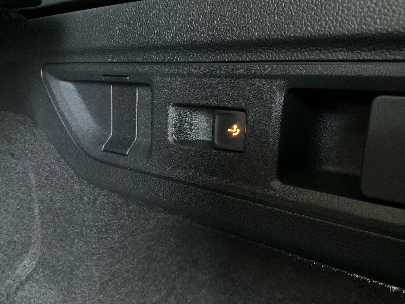 Volkswagen Passat Variant - Bild 21