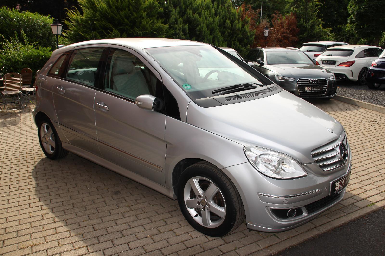 Mercedes-Benz B170 2008 — engine 1.699 cm³, 116 HP (85kW)