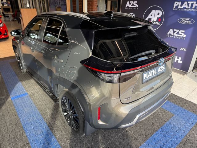 Toyota Yaris Cross Hybrid AWD-i Adventure