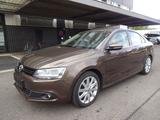 Volkswagen Jetta VI Highline - gebrauchte VW Jetta aus dem Jahr 2014