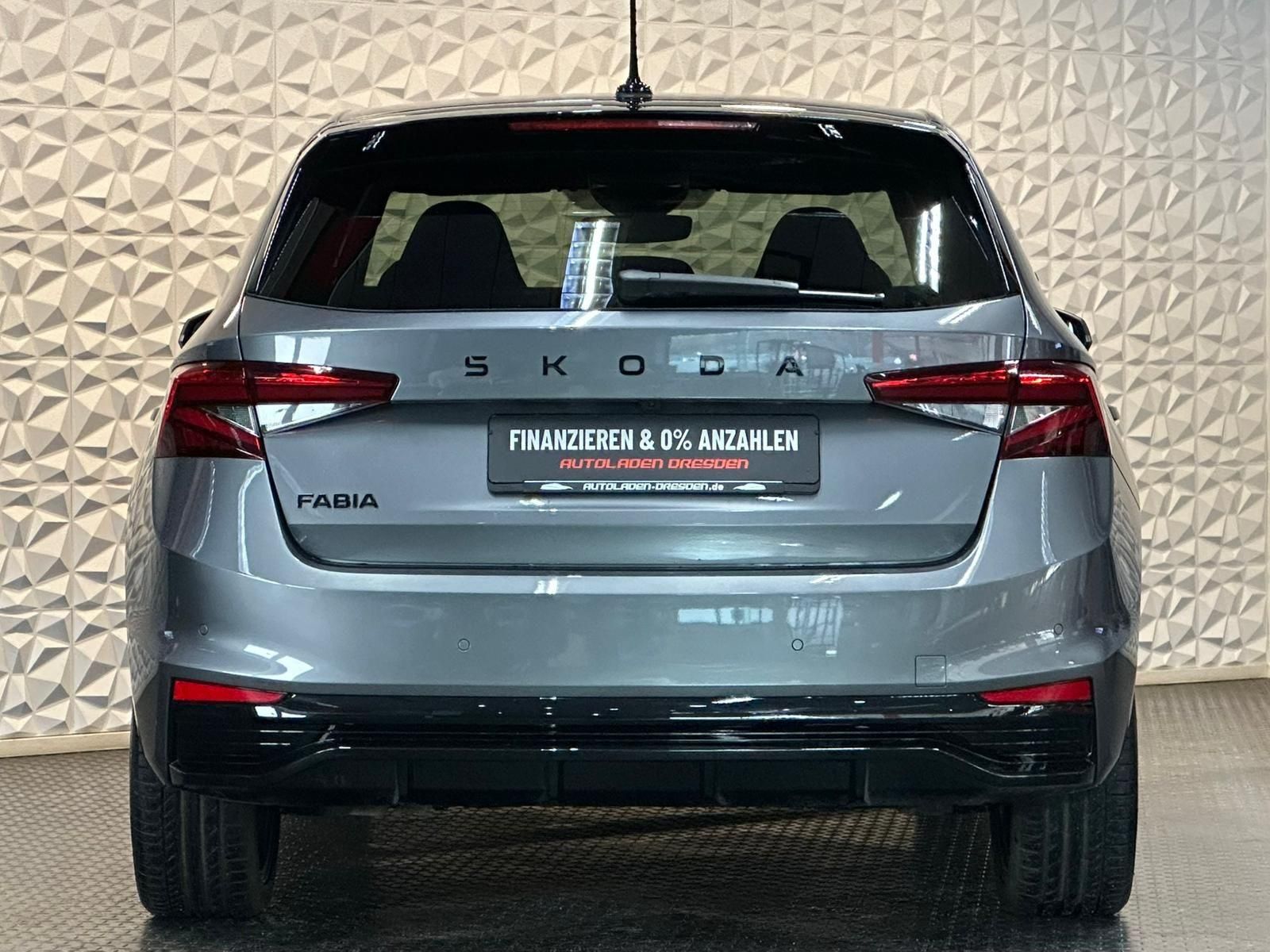 SKODA Fabia 1.5TSI MONTE CARLO* LED#SHZ#LH#ACC#KEYLESS - Image 6
