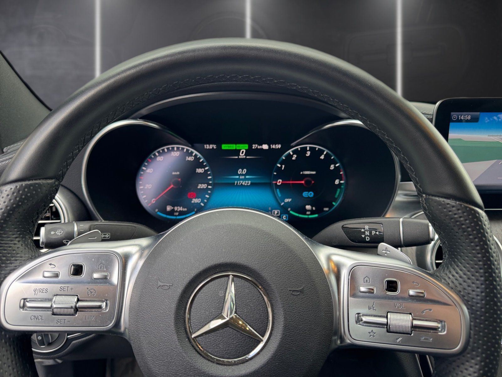 Fahrzeugabbildung Mercedes-Benz C 300 de AMG-Line*Kamera*LED*Comand*Volldigital*