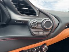 FERRARI 488 GTB Rosso Scuderia FERRARI 488 GTB Rosso Scuderia