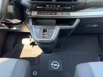 Opel Zafira Life - 11