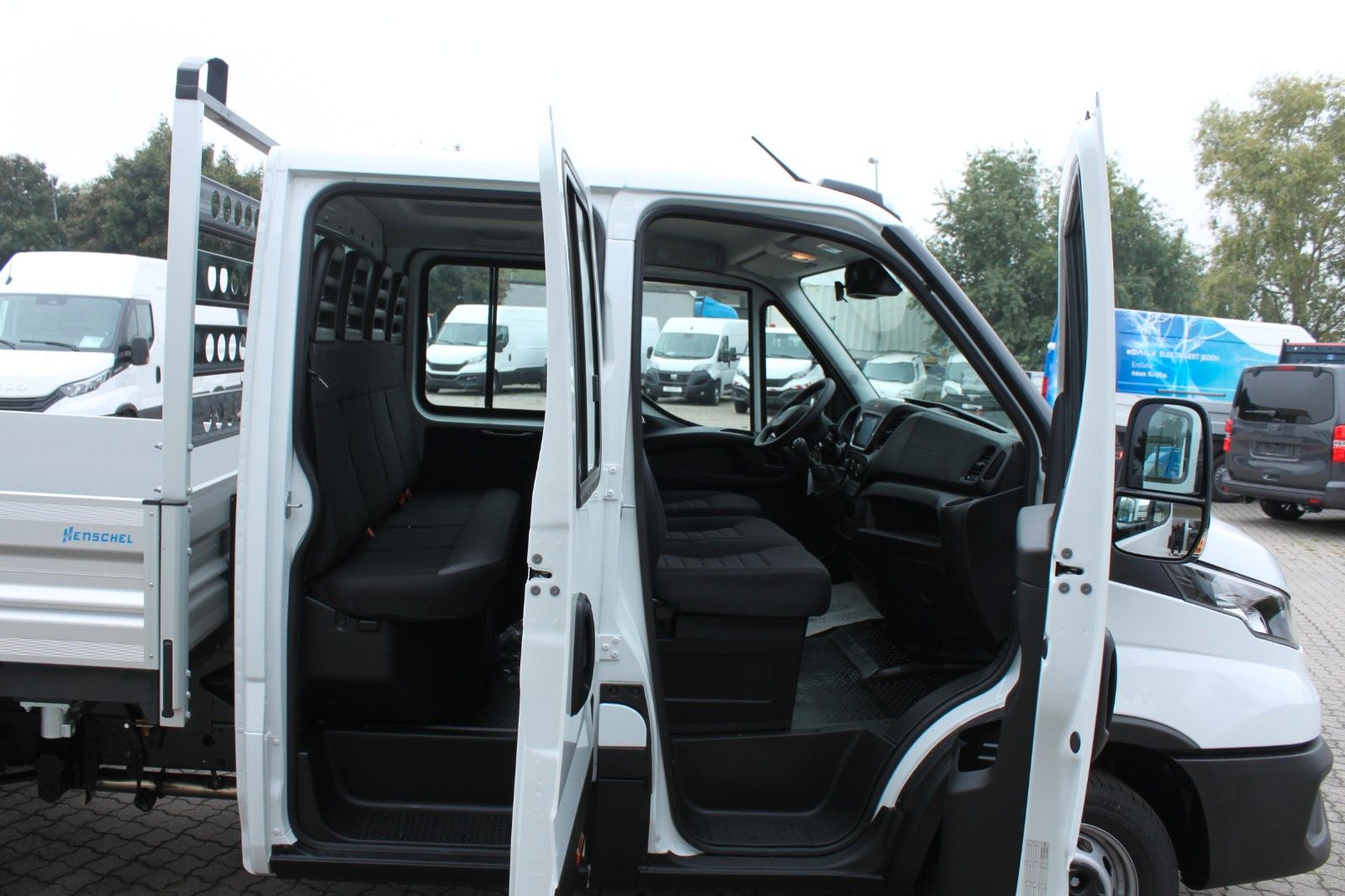 Fahrzeugabbildung Iveco Daily 35S   3Ltr. Diesel/ Kipper/ DoKa