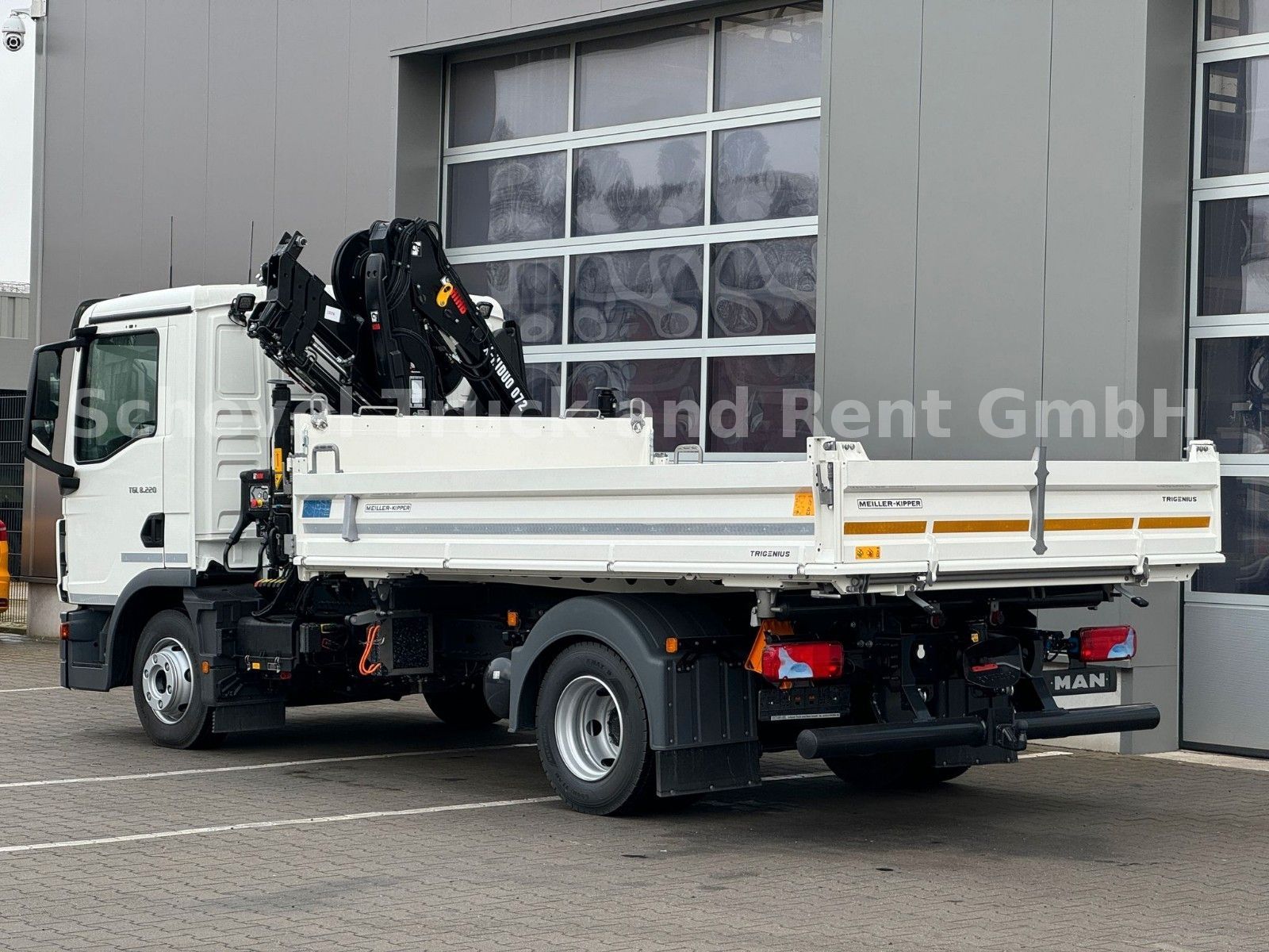 Fahrzeugabbildung MAN TGL 8.220 MEILLER TRIGENIUS 2x Ahk HIAB 072