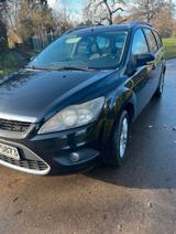 Ford Focus Titanium 2L - Ford Focus aus 2009: Titanium