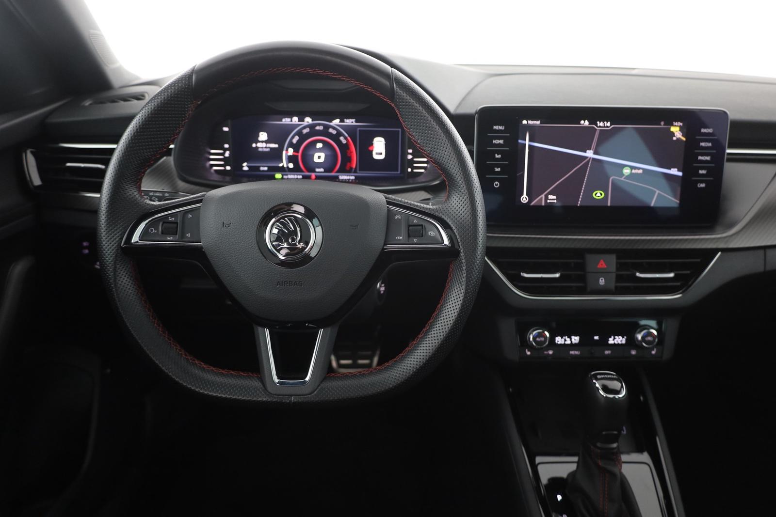 Skoda Scala 1.5 TSI DSG Monte Carlo LED Panorama Navi
