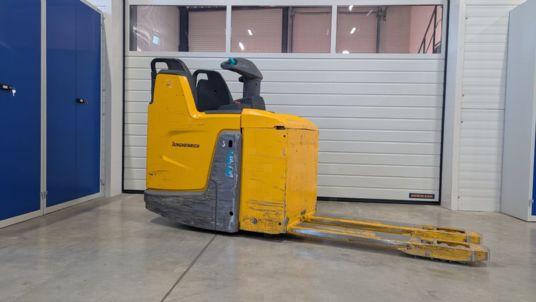 Jungheinrich ERE 225 f. P.