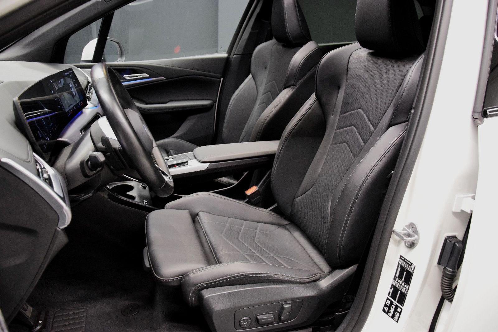 Fahrzeugabbildung BMW 223d Active Tourer xDrive M Sport Pano AHK HuD