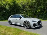 Audi RS6 700PS Vmax offen; nardograu; 22 Zoll; B&O - gebrauchte Audi RS6 aus dem Jahr 2020