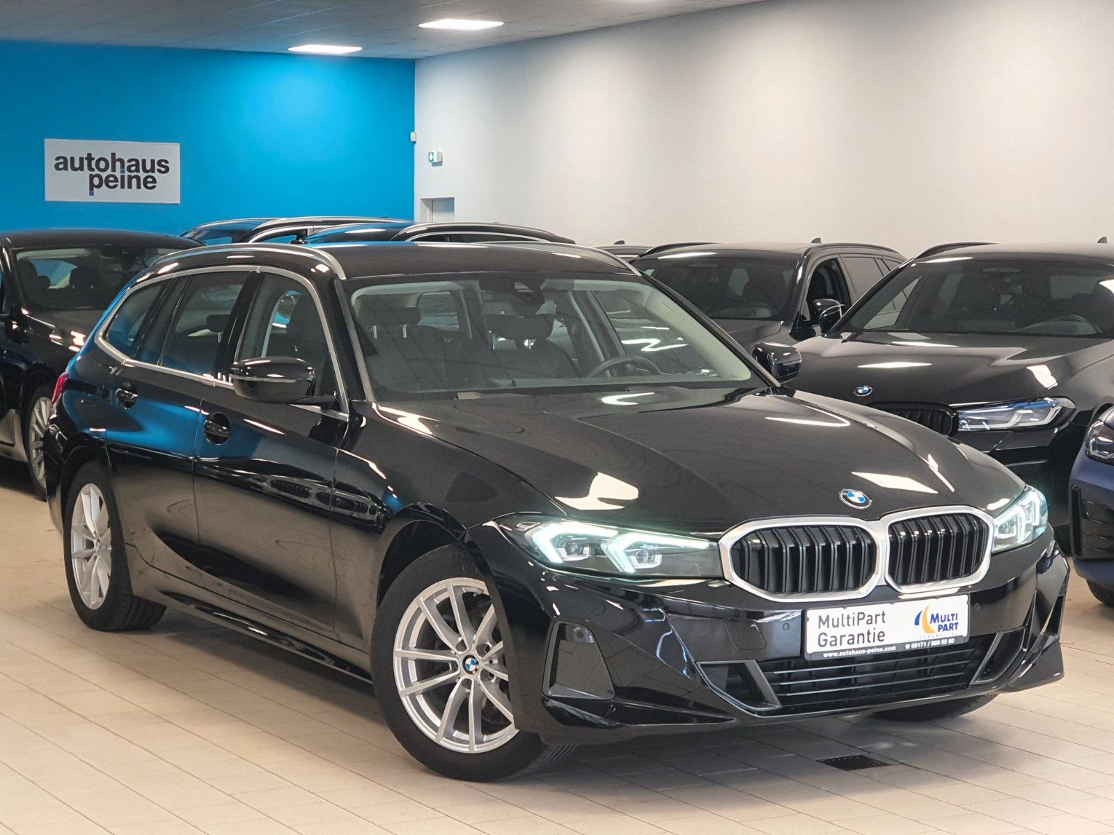 BMW 318d/Aut/WidscrDispl/ParkAs/LED/SportStz/Facelif