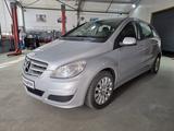 Mercedes-Benz B 180*AHK*SHZ*8FACH*HU-NEU* - gebrauchte Mercedes-Benz B 180 aus dem Jahr 2008