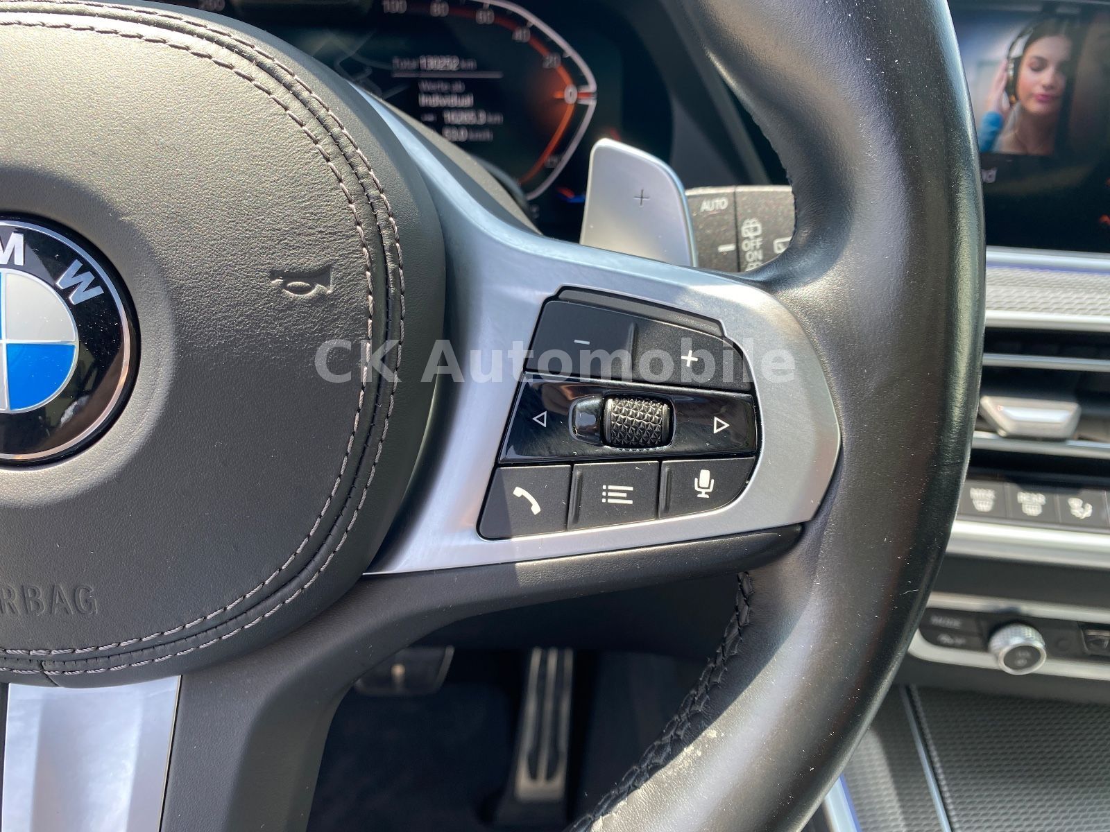 Fahrzeugabbildung BMW X5 xDrive 40d M-Sport/laser/Head-Up/Pano/ACC/AHK