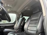 Opel Zafira Life Tourer M Getriebeproblem fährt - Kleinbusse mit Unfallschaden