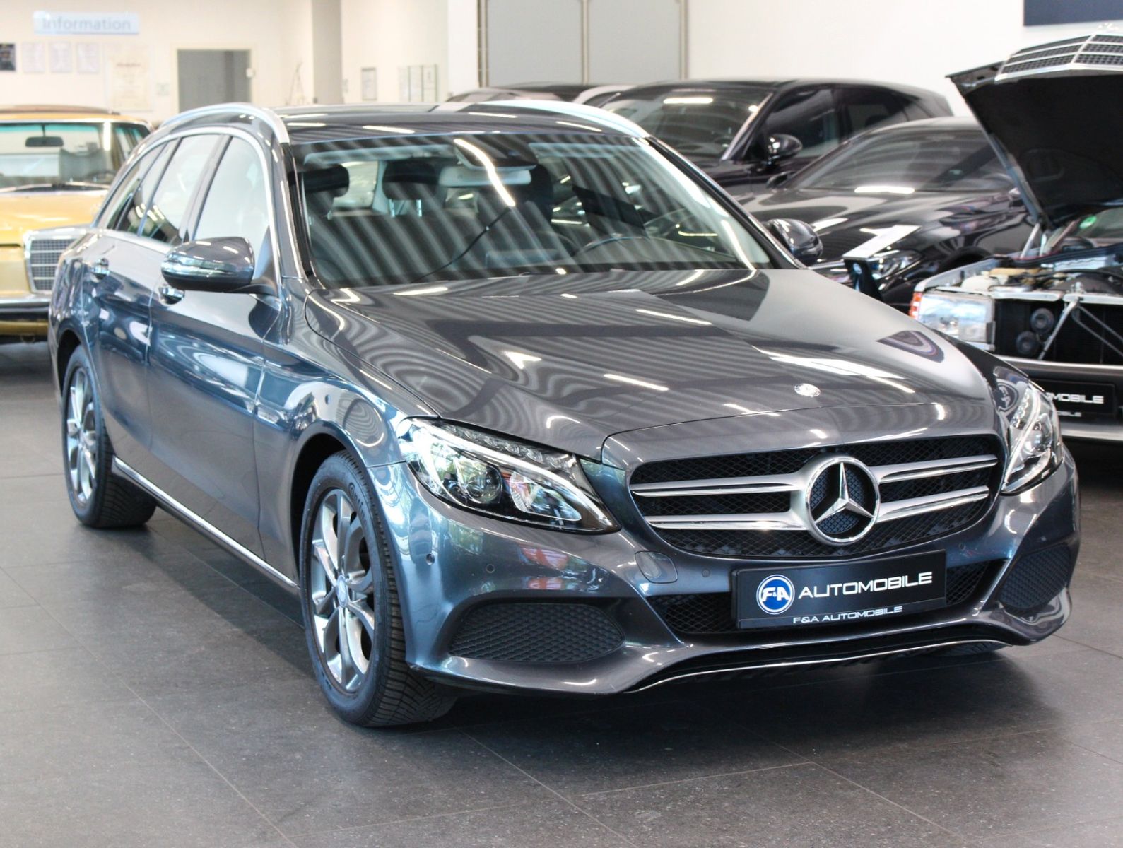 Fahrzeugabbildung Mercedes-Benz C 180 T AVANTGARDE*2.Hand*
