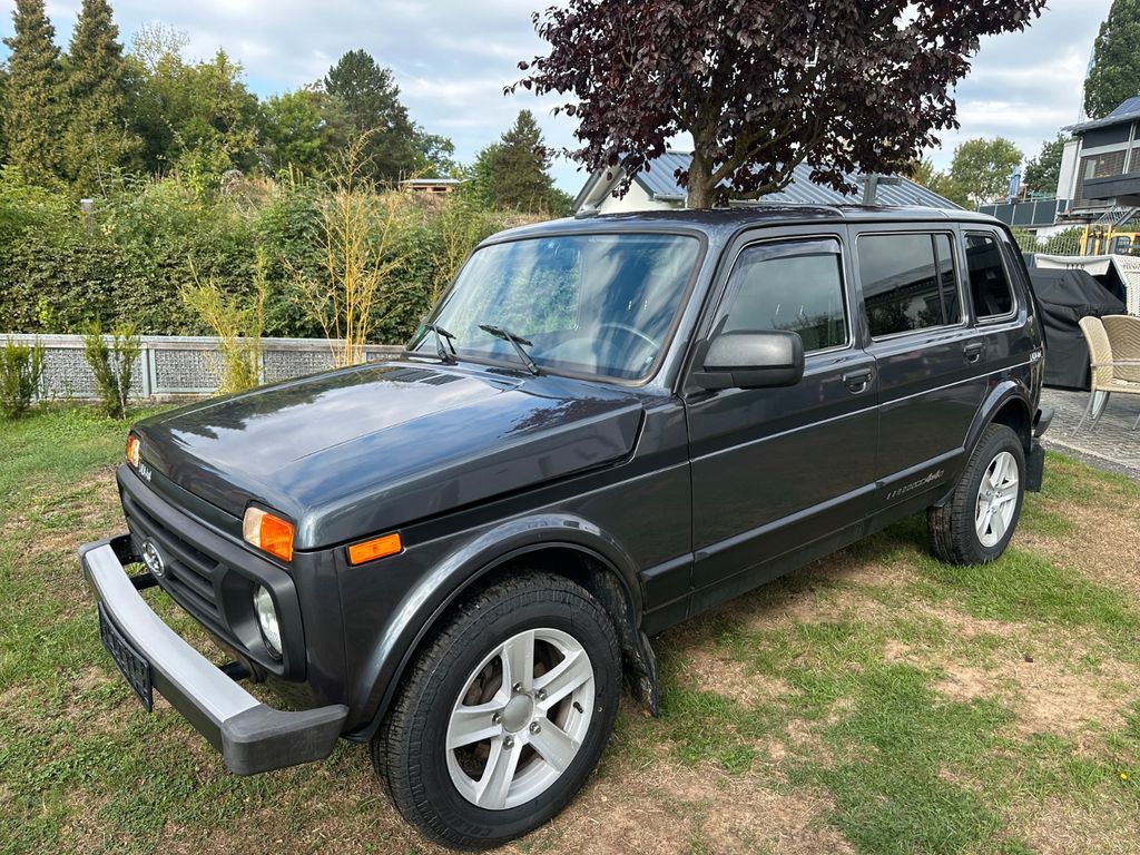 Image of Lada Niva